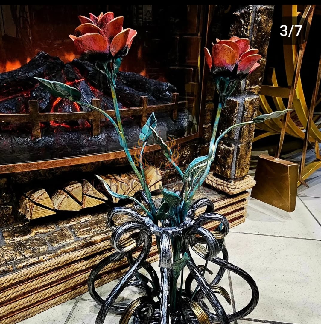 Кованая ритуальная ваза - "РОЗЫ" - 2